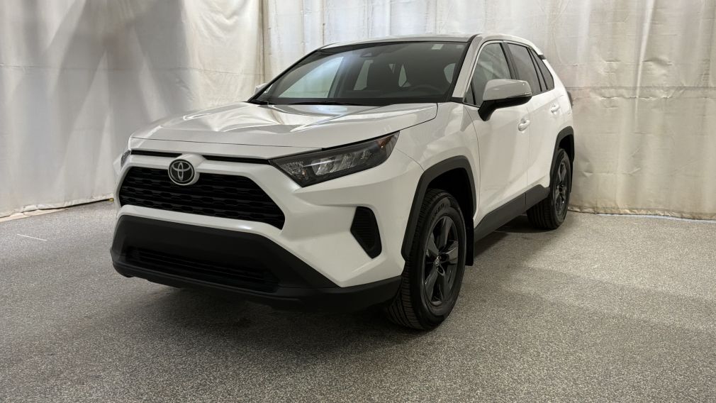 Toyota Rav 4 LE 2024 d&rsquo;occasion à vendre - 7