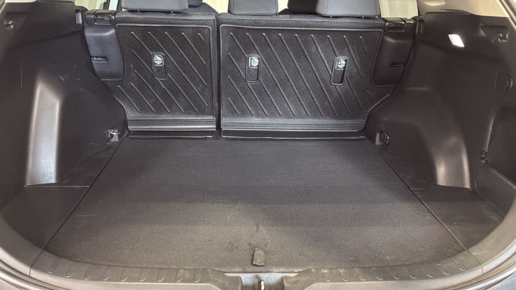 Toyota Rav 4 LE 2024 d&rsquo;occasion à vendre - 12