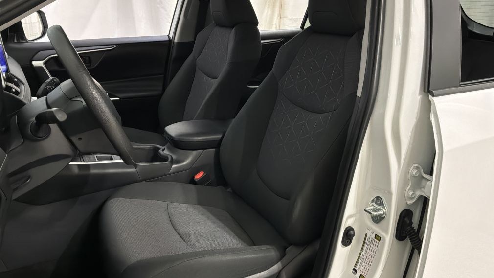 Toyota Rav 4 LE 2024 d&rsquo;occasion à vendre - 24