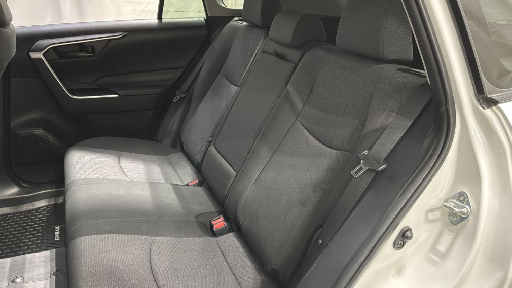 Toyota Rav 4 LE 2024 d&rsquo;occasion à vendre - 26