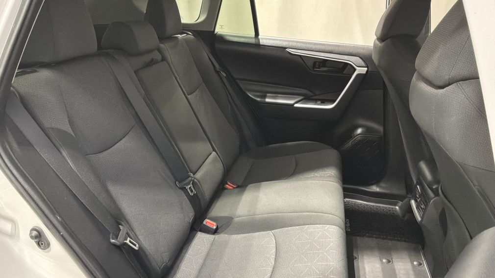 Toyota Rav 4 LE 2024 d&rsquo;occasion à vendre - 29