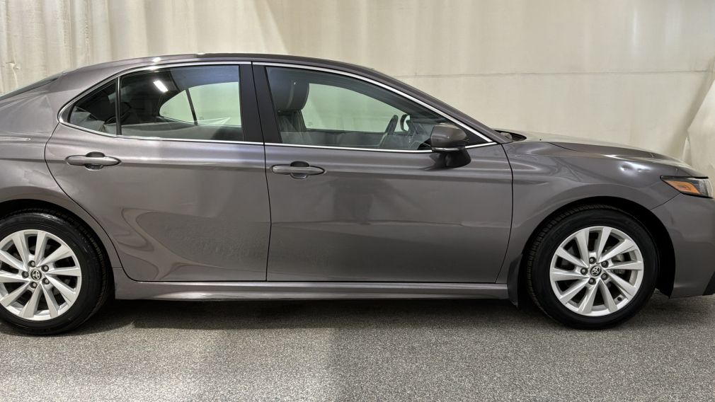 Toyota Camry SE 2024 d&rsquo;occasion à vendre - 2