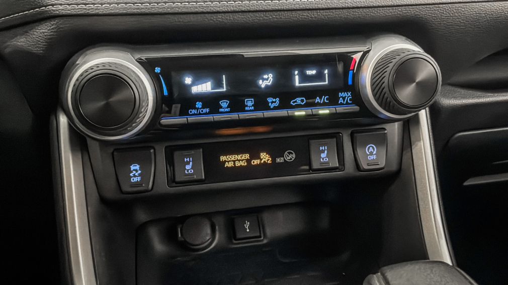 Toyota Rav 4 LE 2021 d&rsquo;occasion à vendre - 17