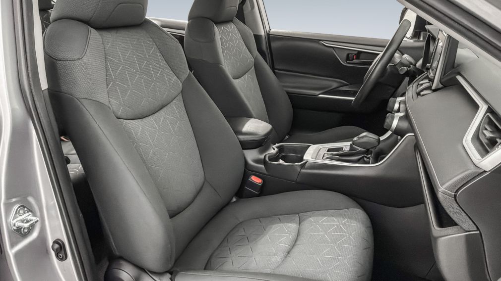 Toyota Rav 4 LE 2021 d&rsquo;occasion à vendre - 30