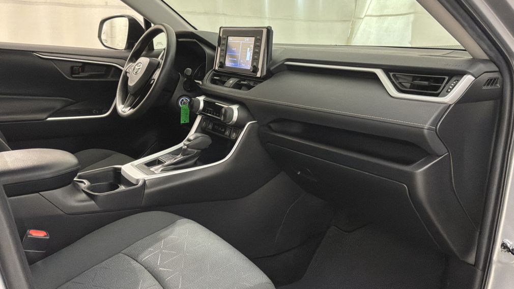 Toyota Rav 4 LE 2021 d&rsquo;occasion à vendre - 49