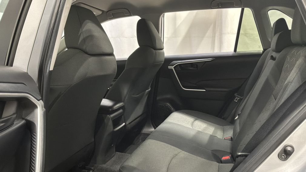 Toyota Rav 4 LE 2021 d&rsquo;occasion à vendre - 52