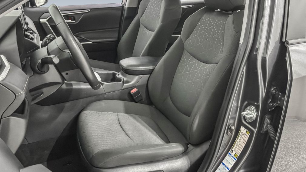 Toyota Rav 4 Hybrid XLE 2022 d&rsquo;occasion à vendre - 24