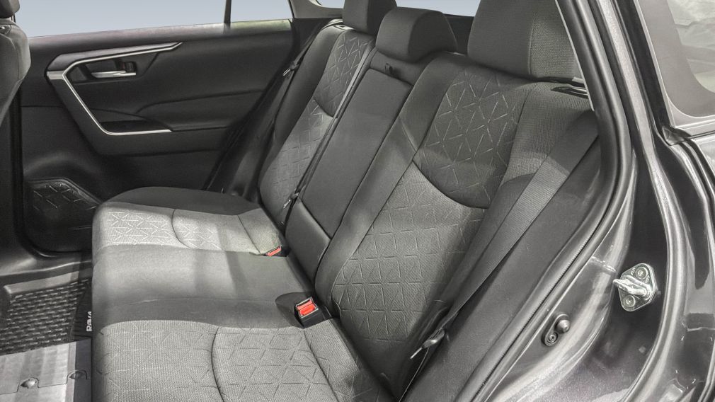 Toyota Rav 4 Hybrid XLE 2022 d&rsquo;occasion à vendre - 26