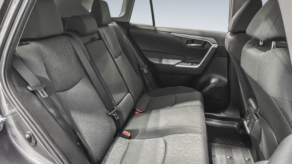 Toyota Rav 4 Hybrid XLE 2022 d&rsquo;occasion à vendre - 28