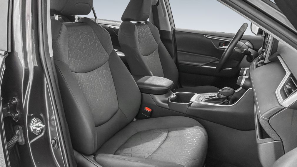 Toyota Rav 4 Hybrid XLE 2022 d&rsquo;occasion à vendre - 29