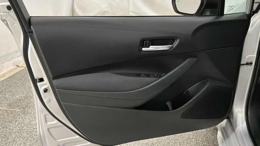 Toyota Corolla LE 2020 d&rsquo;occasion à vendre - 23