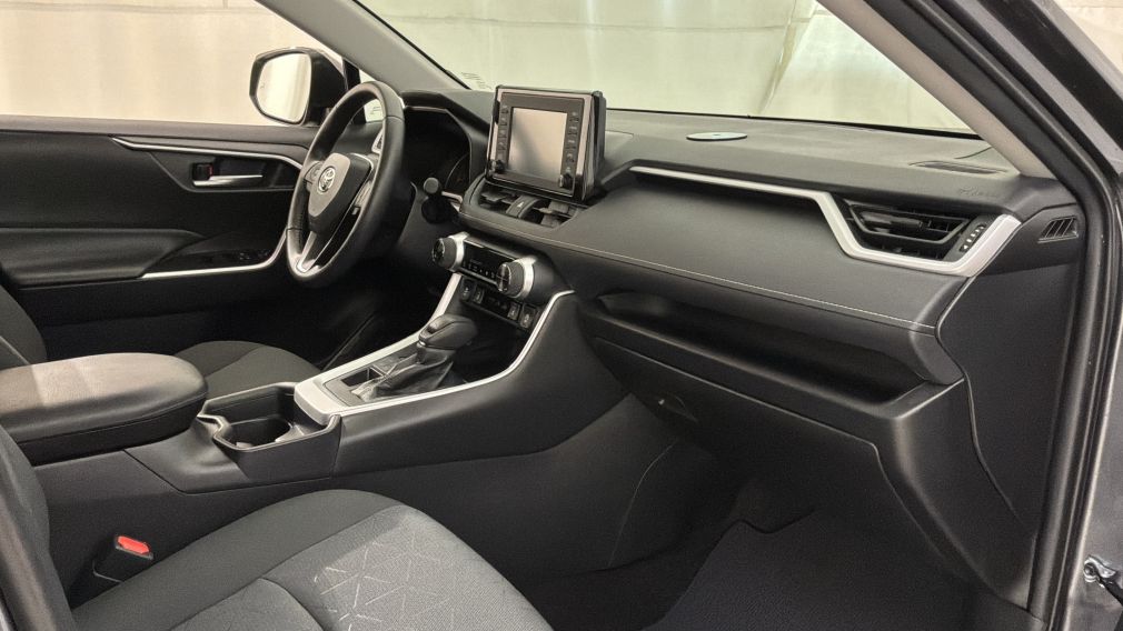 Toyota Rav 4 XLE 2021 d&rsquo;occasion à vendre - 29