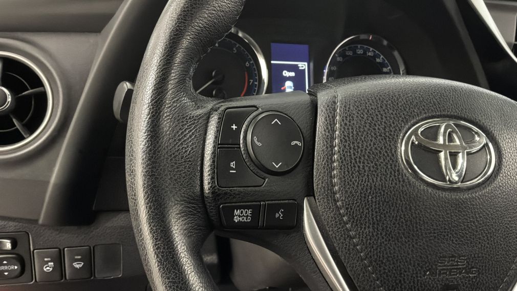 Toyota Corolla LE 2017 d&rsquo;occasion à vendre - 21