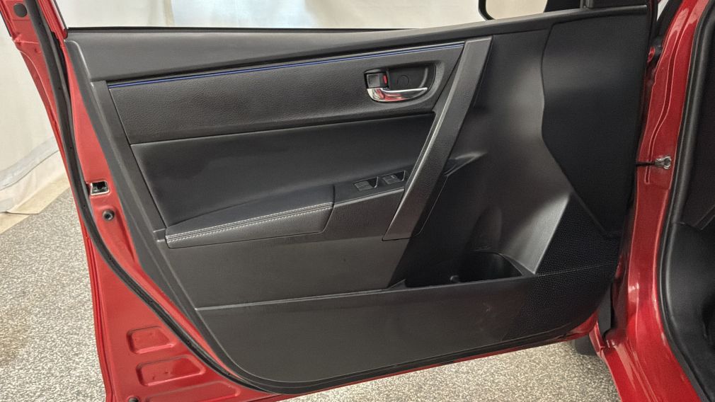 Toyota Corolla LE 2017 d&rsquo;occasion à vendre - 23