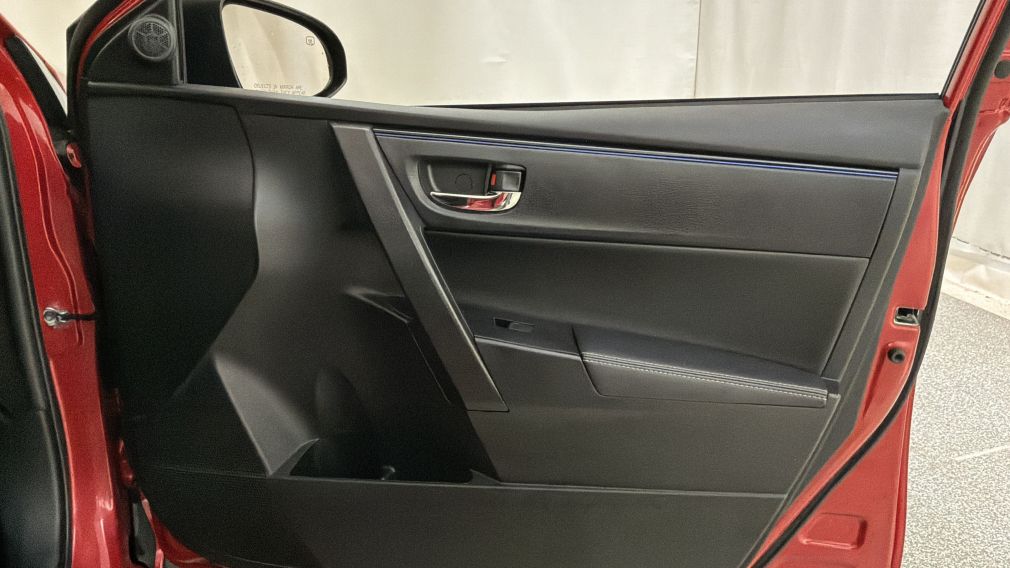 Toyota Corolla LE 2017 d&rsquo;occasion à vendre - 31