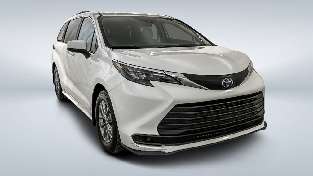 Toyota Sienna LE 2024 d&rsquo;occasion à vendre - 1