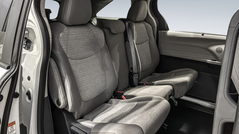 Toyota Sienna LE 2024 d&rsquo;occasion à vendre - 28