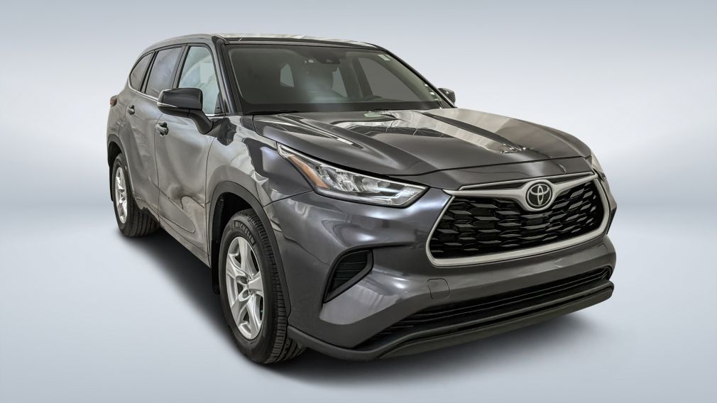 Toyota Highlander LE 2023 d&rsquo;occasion à vendre - 1