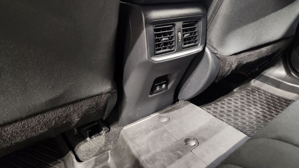 Toyota Rav 4 XLE 2020 d&rsquo;occasion à vendre - 24