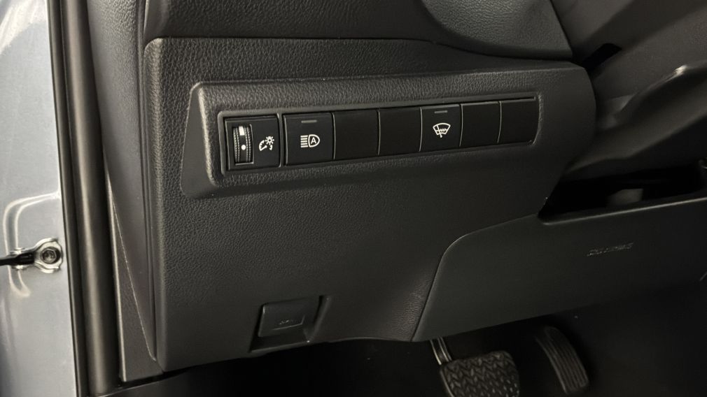 Toyota Corolla LE 2025 d&rsquo;occasion à vendre - 21