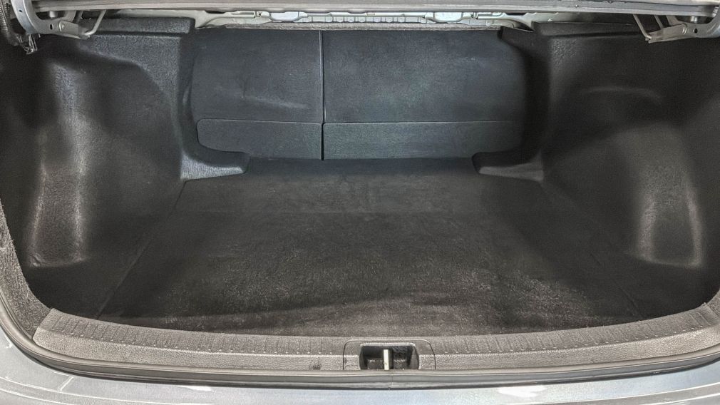 Toyota Corolla LE 2025 d&rsquo;occasion à vendre - 12
