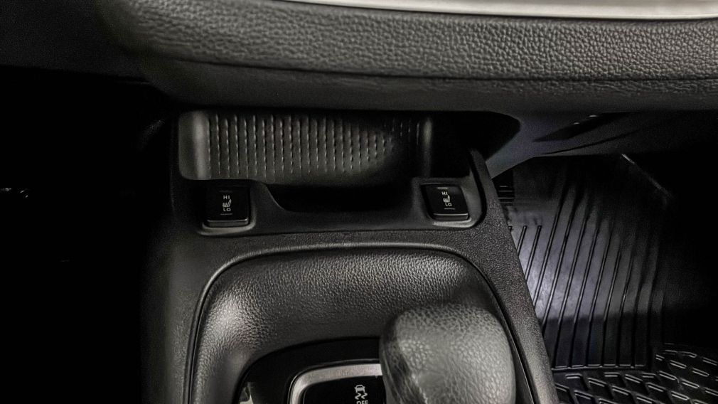 Toyota Corolla LE 2025 d&rsquo;occasion à vendre - 18