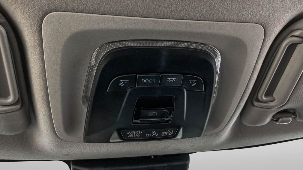 Toyota Corolla LE 2025 d&rsquo;occasion à vendre - 25