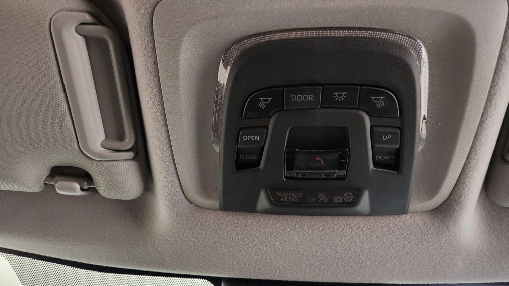 Toyota Corolla XLE 2022 d&rsquo;occasion à vendre - 12