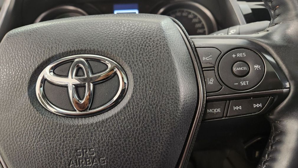 Toyota Camry Hybrid SE 2022 d&rsquo;occasion à vendre - 11
