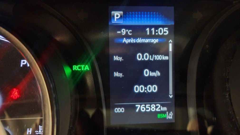 Toyota Camry Hybrid SE 2022 d&rsquo;occasion à vendre - 13