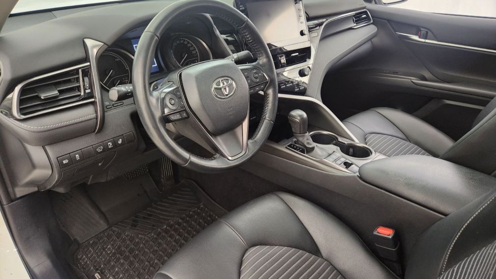 Toyota Camry Hybrid SE 2022 d&rsquo;occasion à vendre - 18