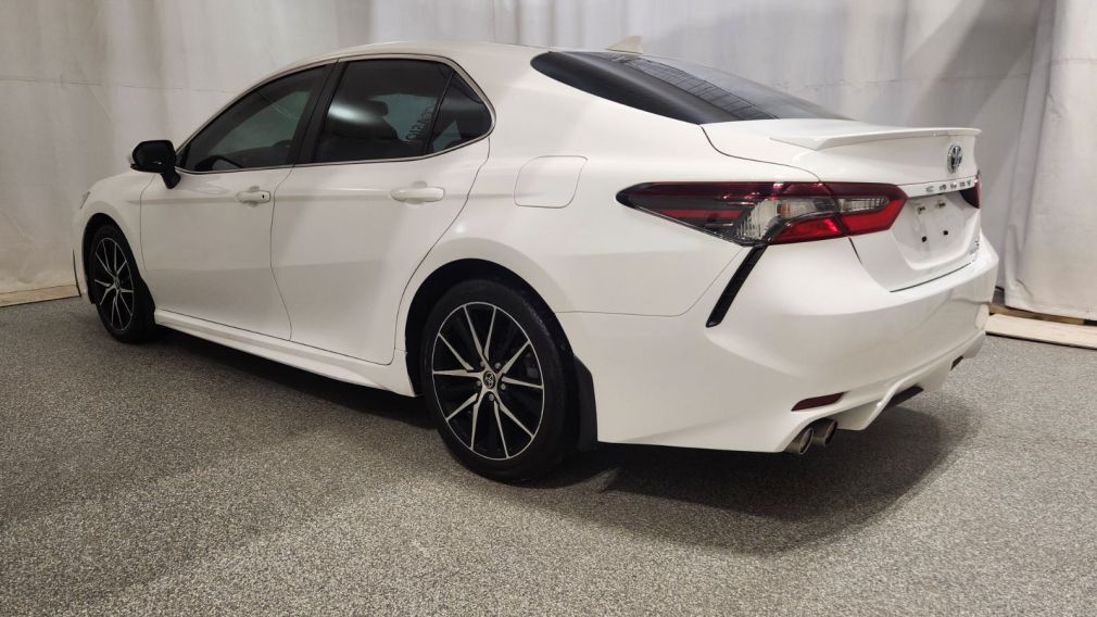 Toyota Camry Hybrid SE 2022 d&rsquo;occasion à vendre - 6
