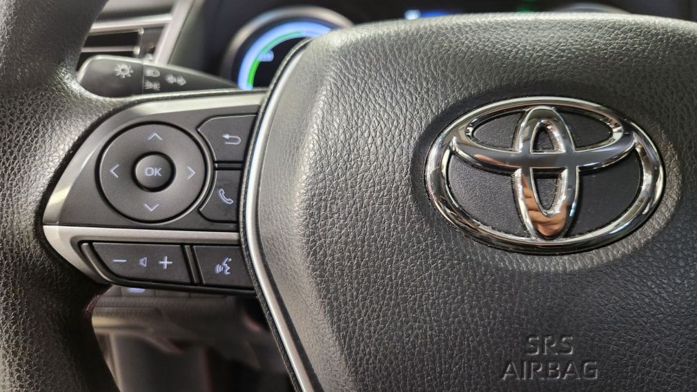 Toyota Camry Hybrid LE 2021 d&rsquo;occasion à vendre - 9