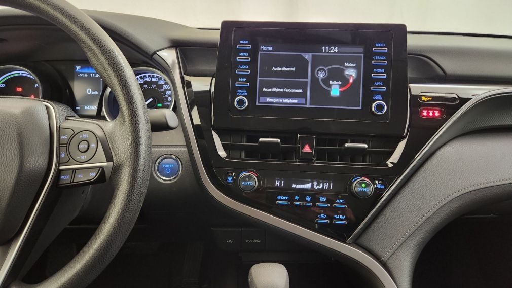 Toyota Camry Hybrid LE 2021 d&rsquo;occasion à vendre - 31