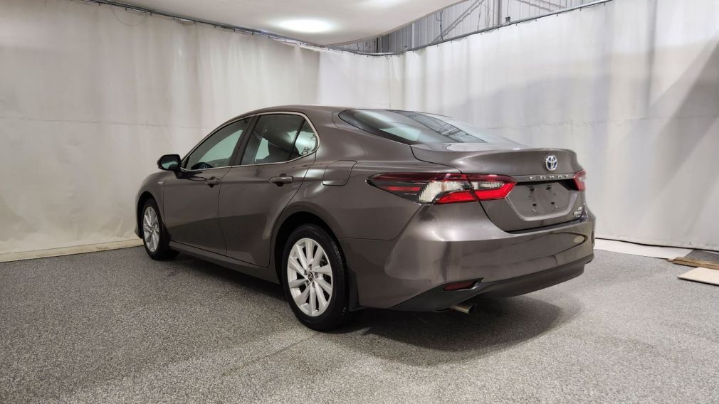Toyota Camry Hybrid LE 2021 d&rsquo;occasion à vendre - 5