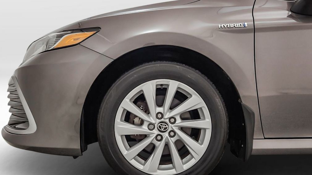 Toyota Camry Hybrid LE 2021 d&rsquo;occasion à vendre - 8