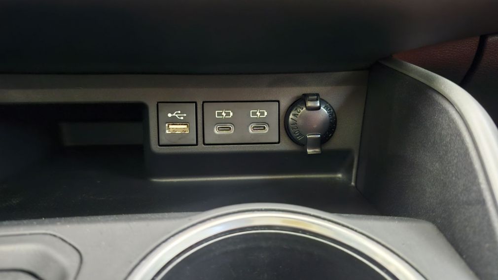 Toyota Highlander XSE 2023 d&rsquo;occasion à vendre - 22