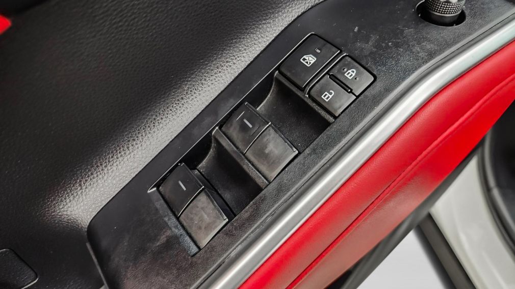 Toyota Highlander XSE 2023 d&rsquo;occasion à vendre - 18