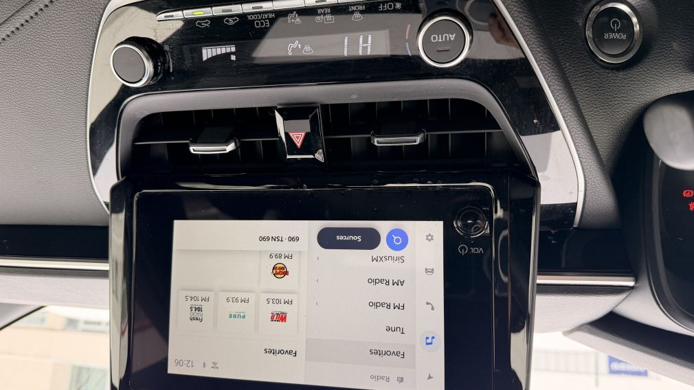 Toyota Corolla Hybrid SE 2024 d&rsquo;occasion à vendre - 11