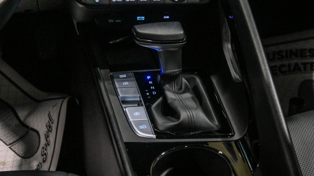 Hyundai Elantra Luxury 2025 d&rsquo;occasion à vendre - 19