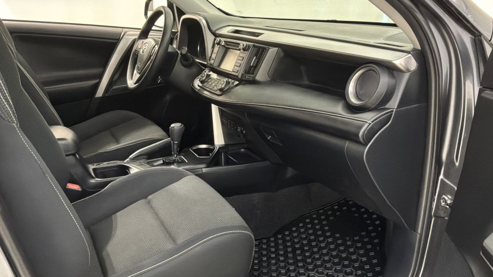Toyota Rav 4 Hybrid LE+ 2018 d&rsquo;occasion à vendre - 27