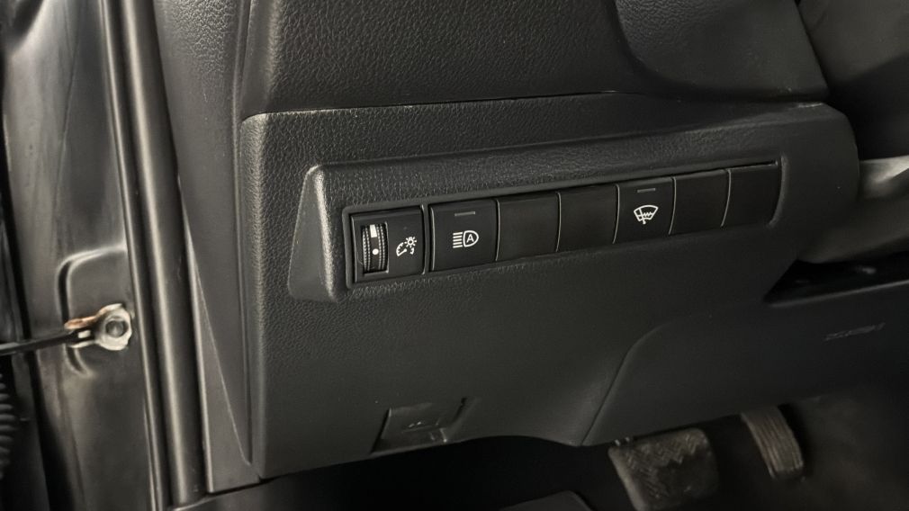 Toyota Corolla LE 2020 d&rsquo;occasion à vendre - 19