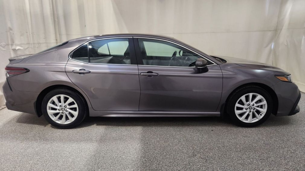 Toyota Camry SE 2024 d&rsquo;occasion à vendre - 4