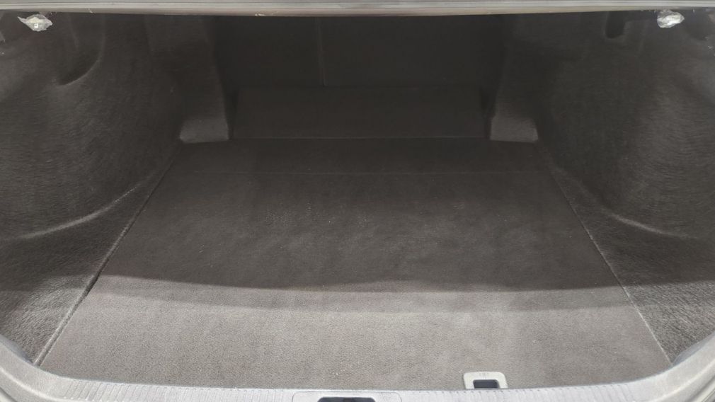 Toyota Camry SE 2024 d&rsquo;occasion à vendre - 16