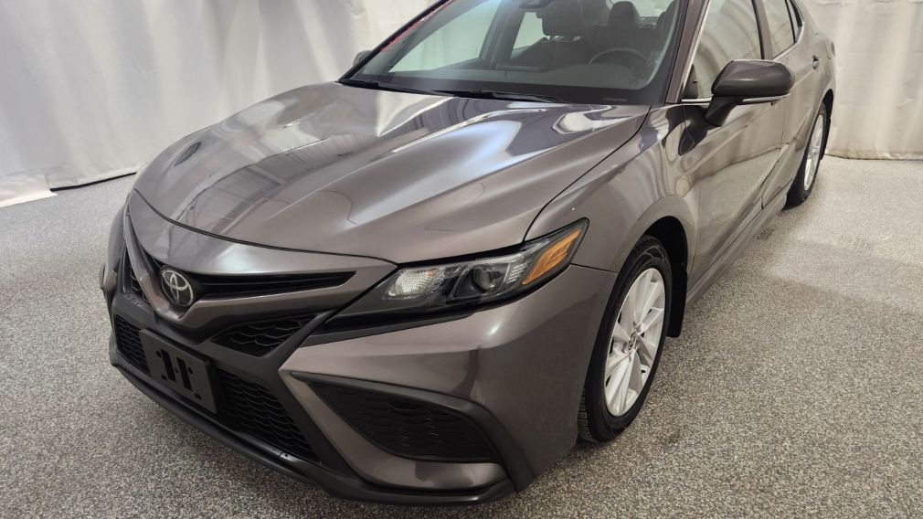 Toyota Camry SE 2024 d&rsquo;occasion à vendre - 12