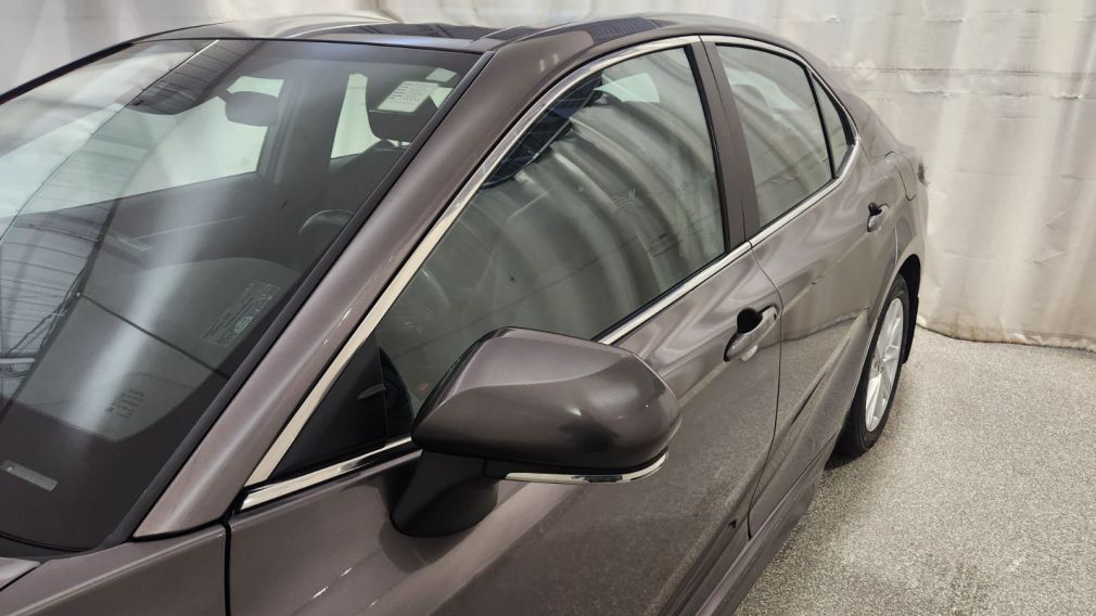 Toyota Camry SE 2024 d&rsquo;occasion à vendre - 11