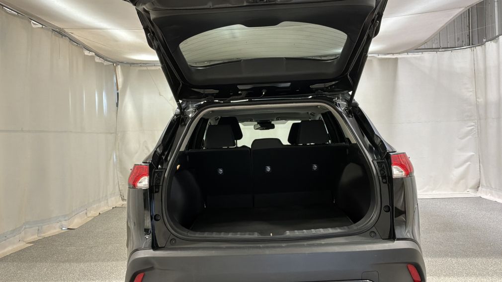 Toyota Corolla LE 2022 d&rsquo;occasion à vendre - 12