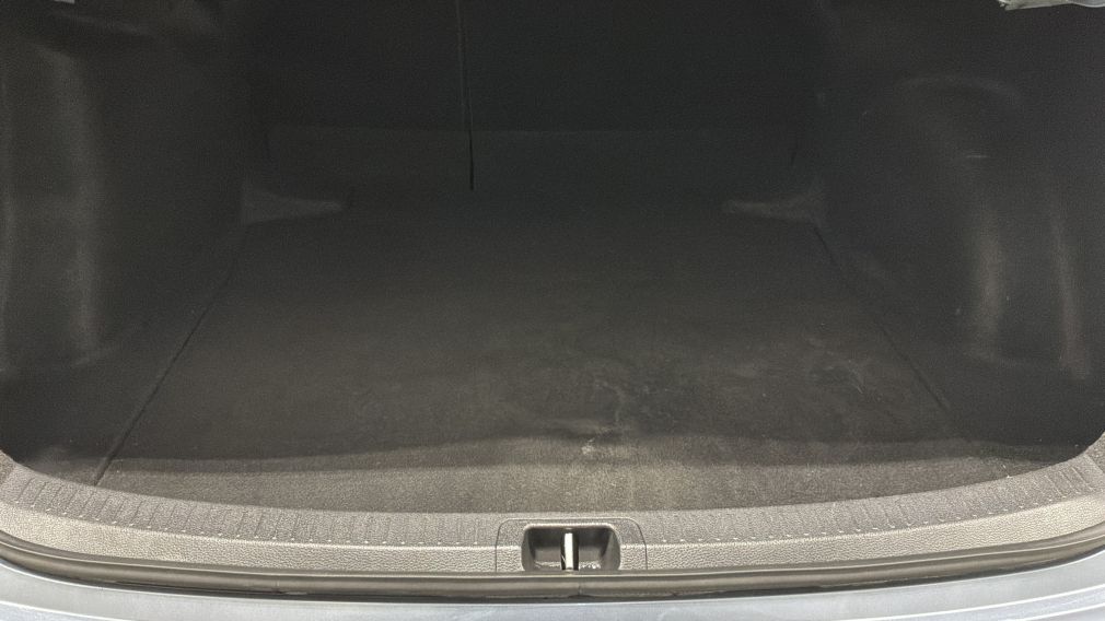 Toyota Corolla Hybrid 2022 d&rsquo;occasion à vendre - 12