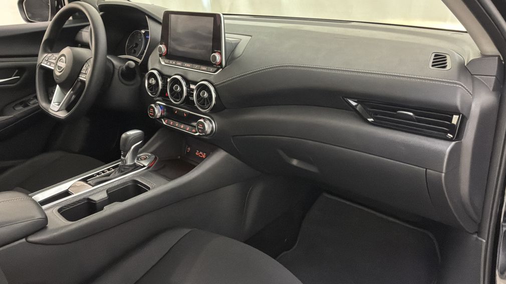 Nissan Sentra SV 2024 d&rsquo;occasion à vendre - 32