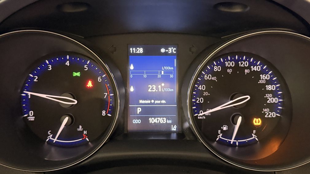 Toyota C-HR XLE Premium 2022 d&rsquo;occasion à vendre - 6